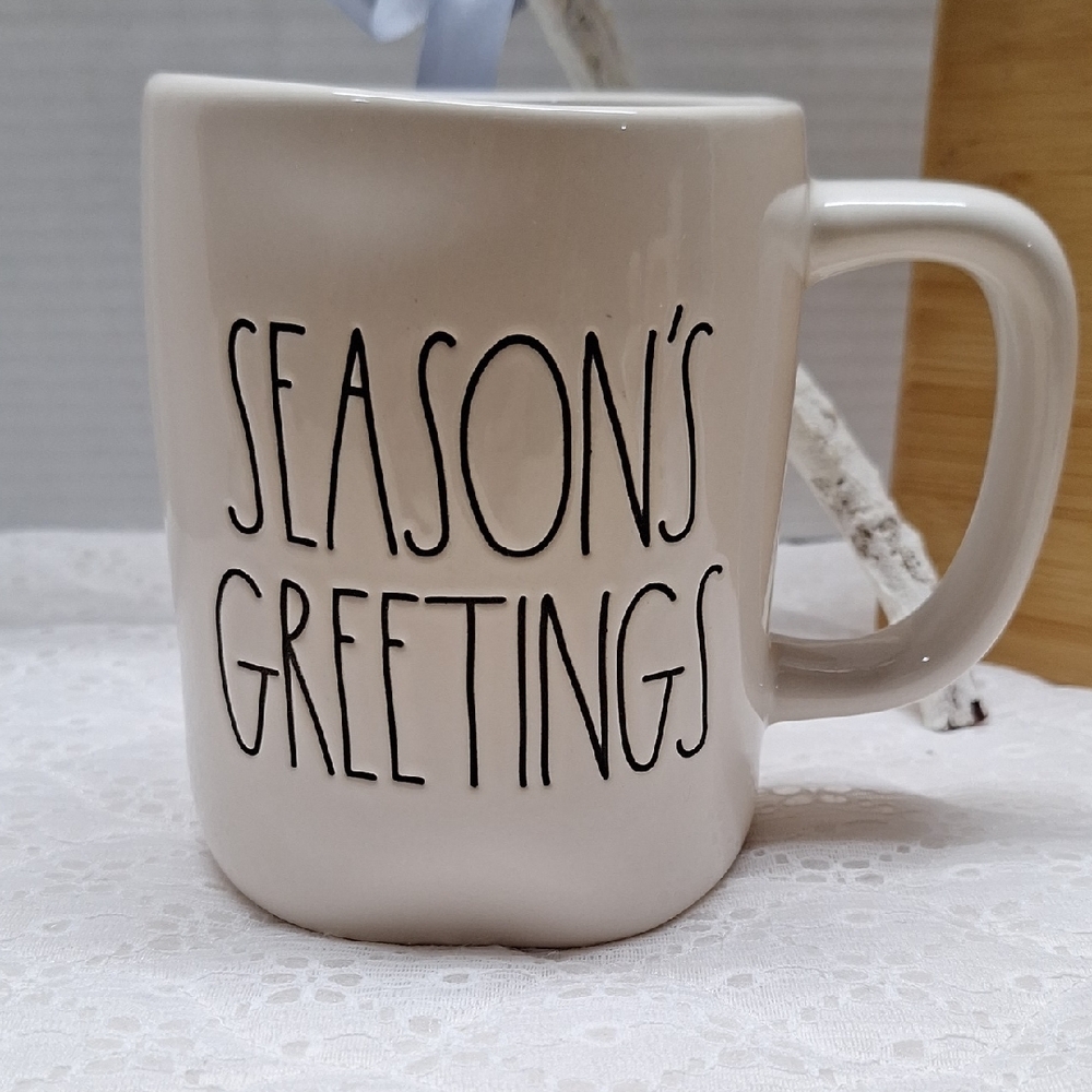 🛍2/$15🛍 #AAV Rae Dunn Cream Holiday Mug "SEASONS GREETING"